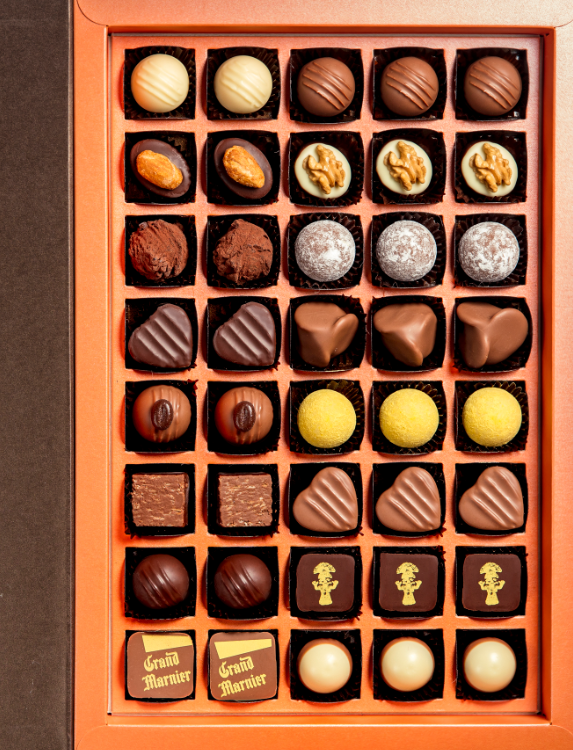 Image of Aeschbach Chocolatier Fibel Pralinés & Truffes (40 Stück)
