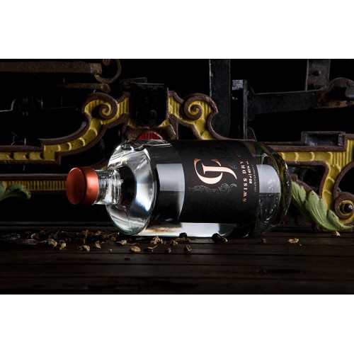 Buy JC Swiss Dry Gin (50cl) online | Kitchencorner